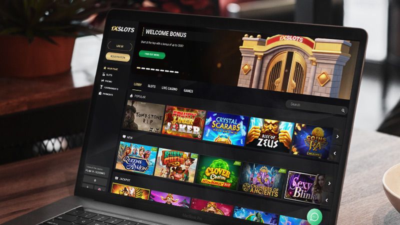 1xSlots Casino main page on laptop